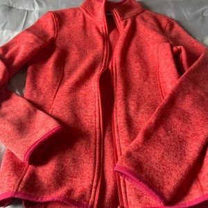 Head zip up